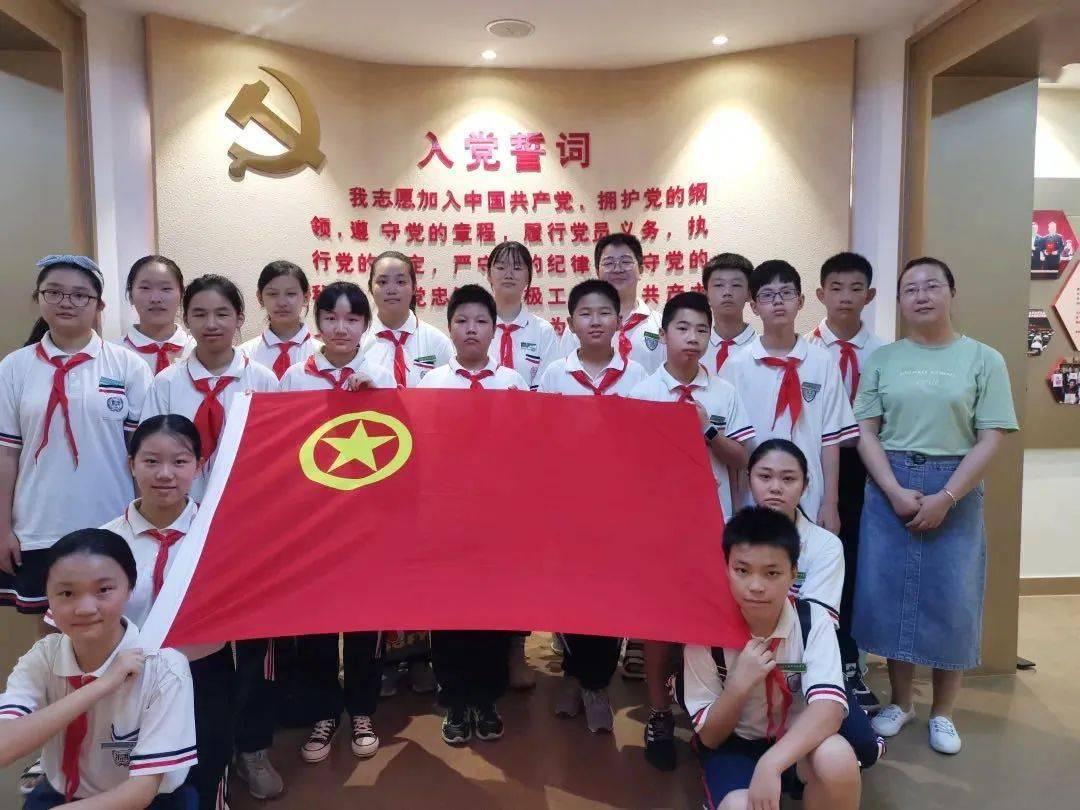 坦克出行