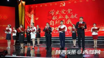 邓文迪以前就是个山东土妞，她咋就成了国际大富婆？就是靠和男人离婚吗？游戏画面