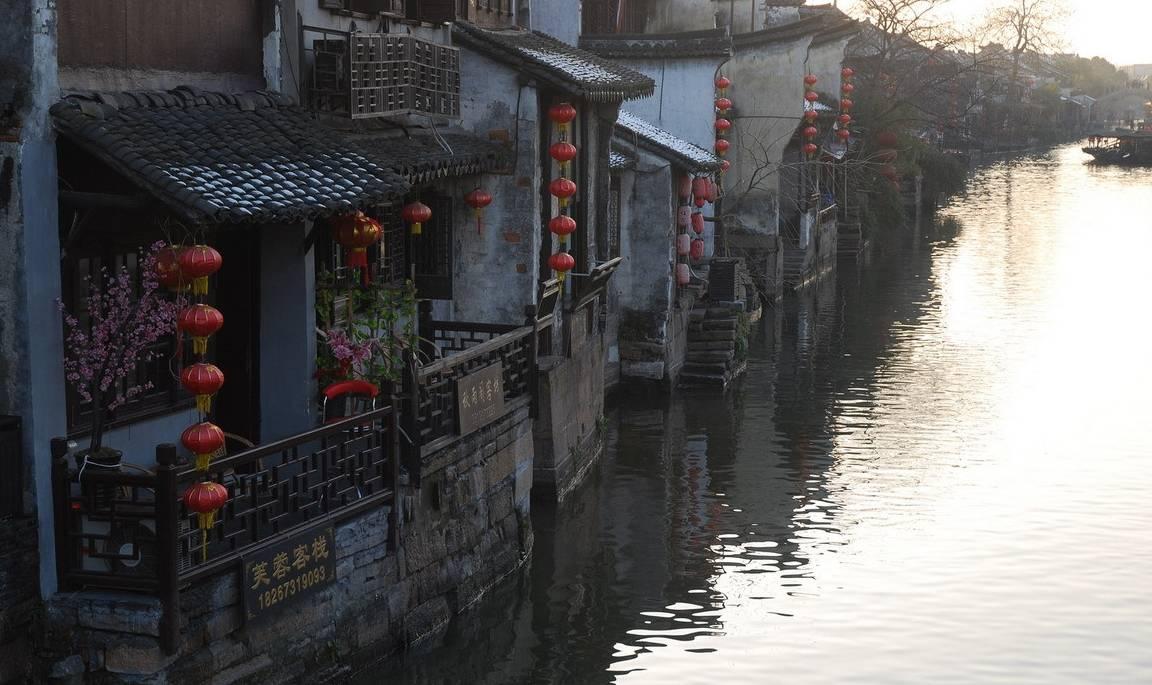 逃出漂浮的小岛